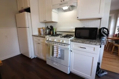 3 bed, 1 bath apartment for rent at 29 Mckenn St Unit 2, Waltham — photo 6 of 18