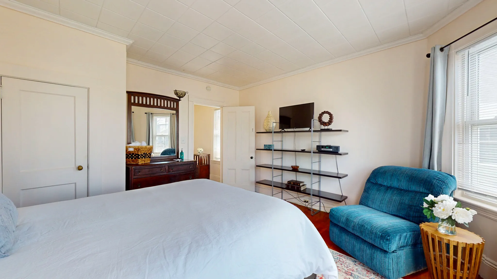 2 bed, 2 bath apartment for rent at 29 Montgomery St Unit ., North Cambridge — photo 8 of 11