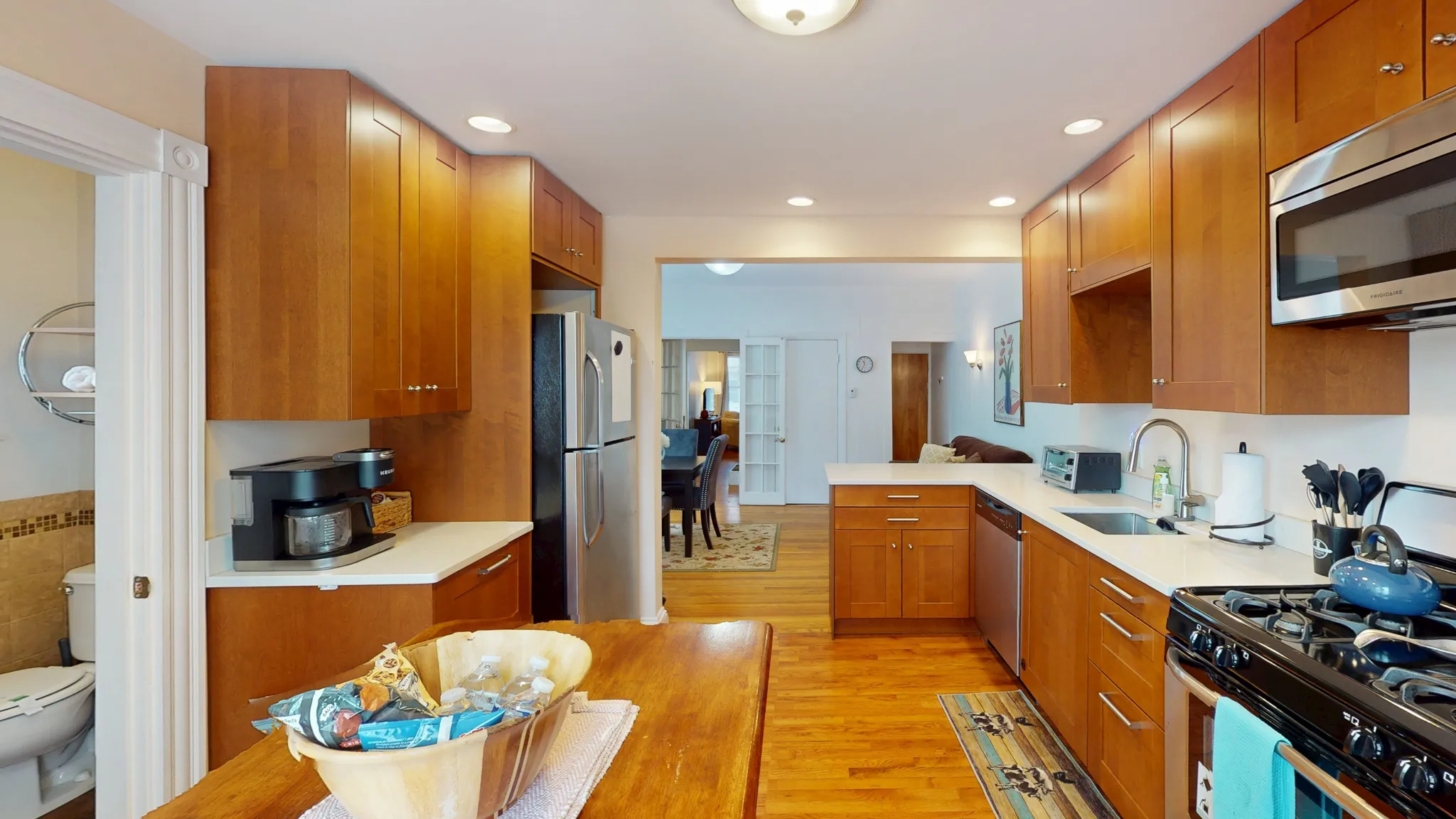 2 bed, 2 bath apartment for rent at 29 Montgomery St Unit ., North Cambridge — photo 2 of 11