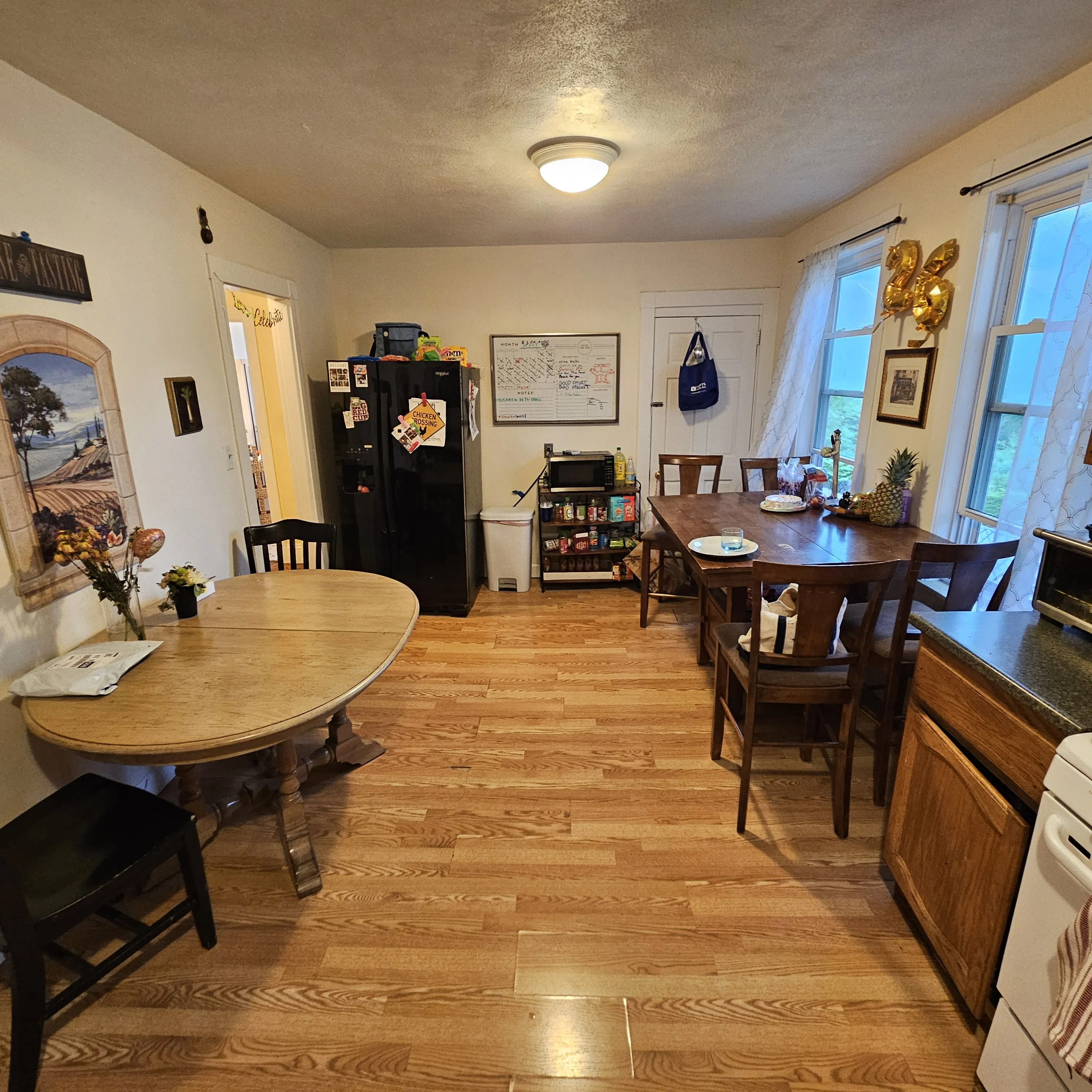 4 bed, 2 bath apartment for rent at 29 Newcastle Rd Unit n/a, Brighton — photo 4 of 31