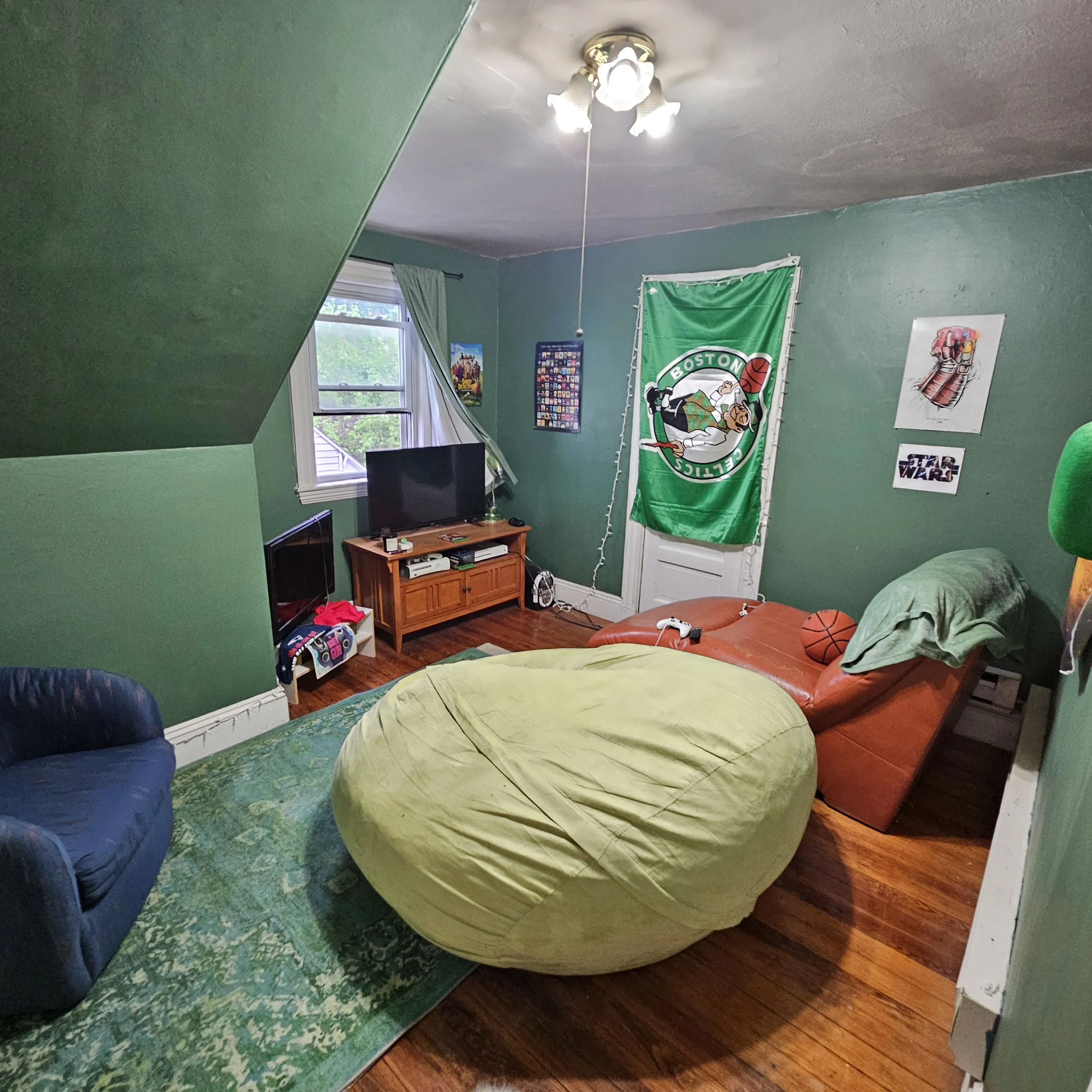 4 bed, 2 bath apartment for rent at 29 Newcastle Rd Unit n/a, Brighton — photo 12 of 31