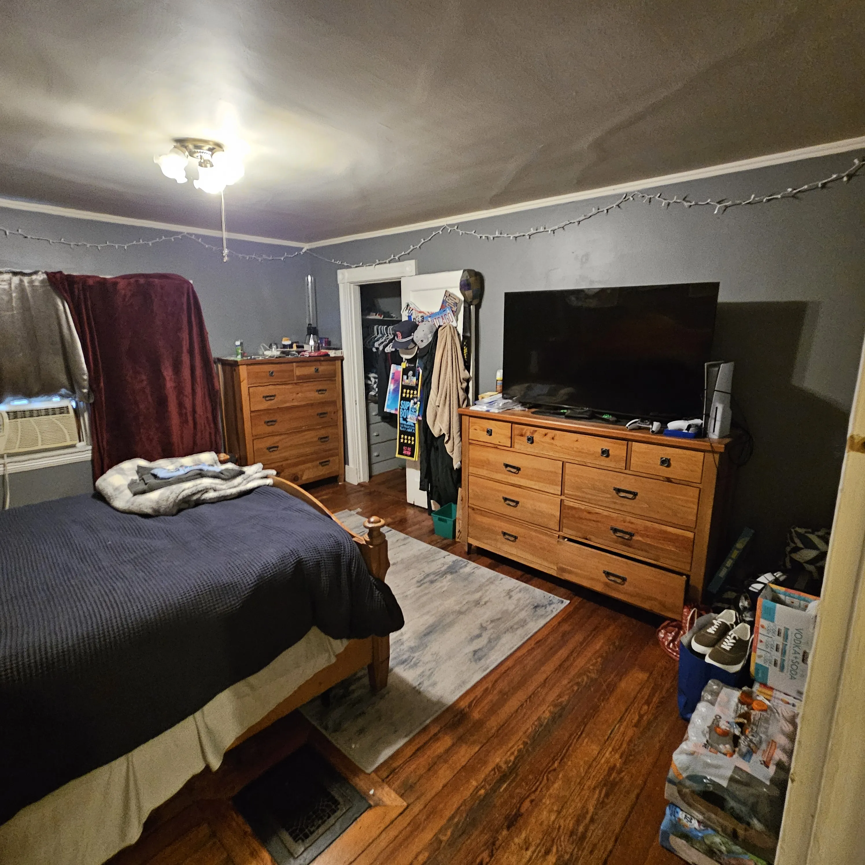 4 bed, 2 bath apartment for rent at 29 Newcastle Rd Unit n/a, Brighton — photo 9 of 31