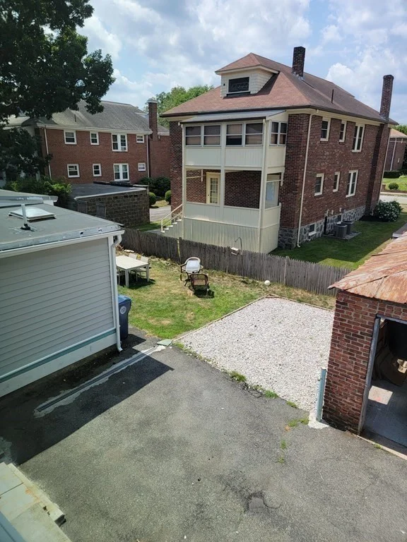3 bed, 1 bath apartment for rent at 29 Noble St Unit 2, West Newton — photo 15 of 18