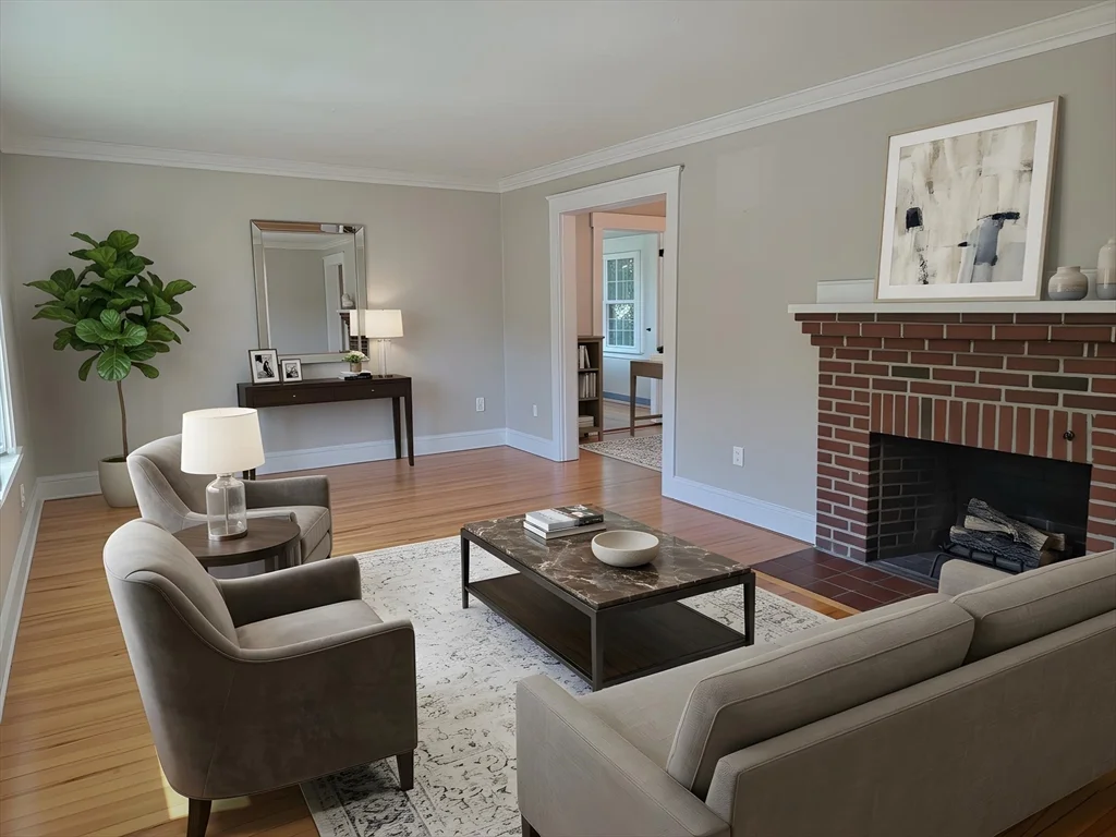 3 bed, 1 bath apartment for rent at 29 Noble St Unit 2, West Newton — photo 2 of 18