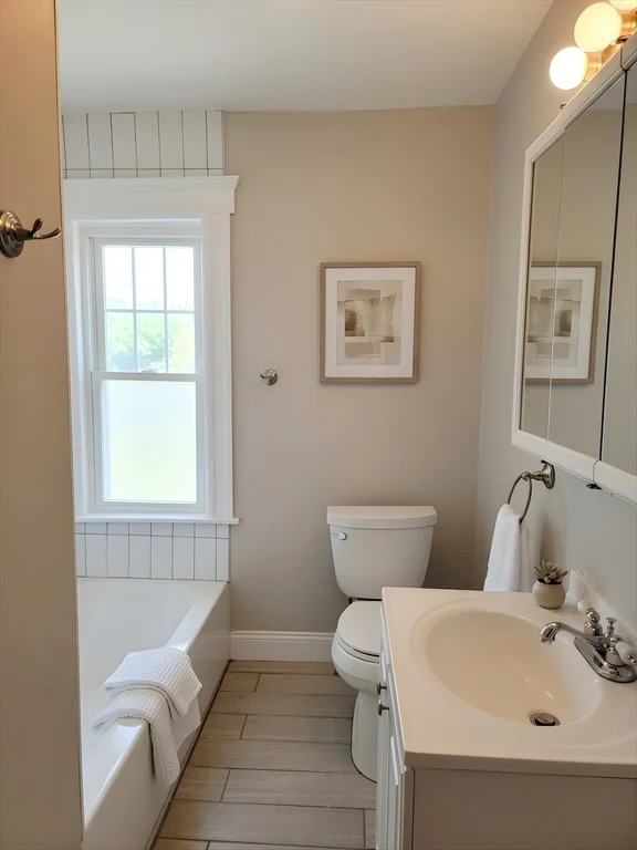 3 bed, 1 bath apartment for rent at 29 Noble St Unit 2, West Newton — photo 3 of 18