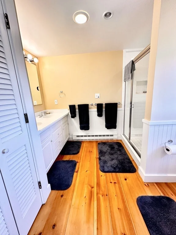 4 bed, 4+ bath apartment for rent at 29 Nonantum Ave, Surfside — photo 38 of 42