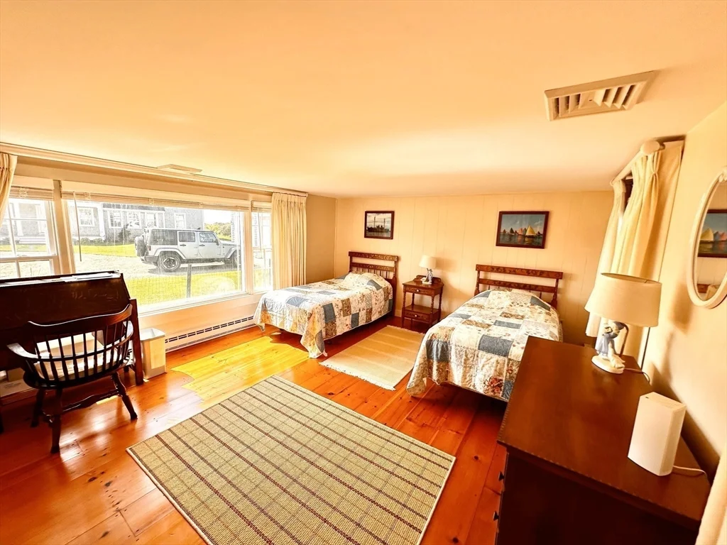 4 bed, 4+ bath apartment for rent at 29 Nonantum Ave, Surfside — photo 41 of 42