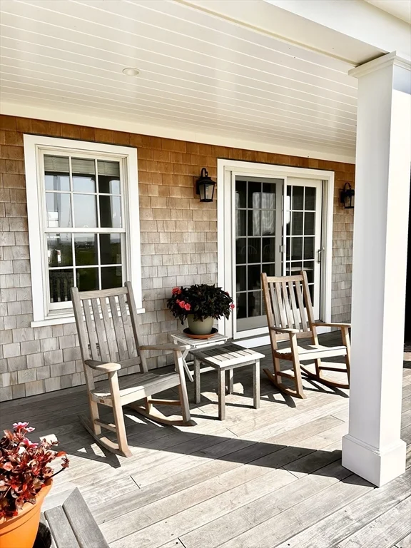 4 bed, 4+ bath apartment for rent at 29 Nonantum Ave, Surfside — photo 15 of 42