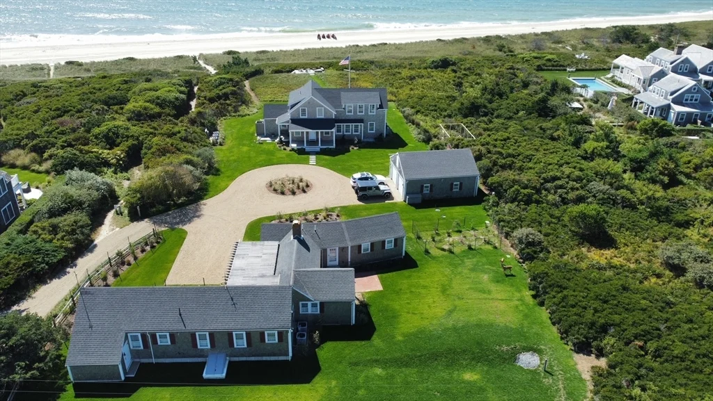 4 bed, 4+ bath apartment for rent at 29 Nonantum Ave, Surfside — photo 3 of 42
