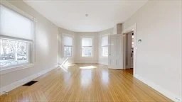 3 bed, 2 bath apartment for rent at 29 Otis Unit 29, Watertown — photo 3 of 22
