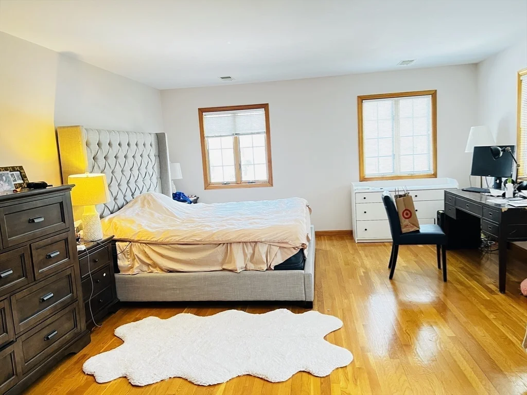 4 bed, 3 bath apartment for rent at 29 Page Rd, Weston — photo 11 of 25