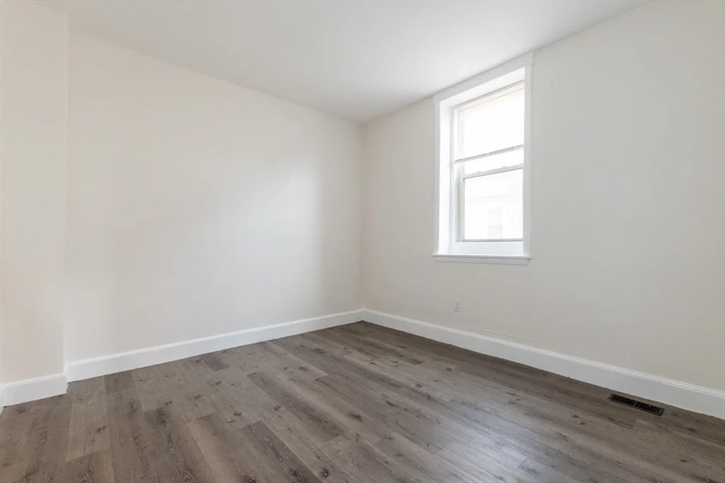 1 bed, 1 bath apartment for rent at 29 Palmer St Unit 2, Salem — photo 12 of 18