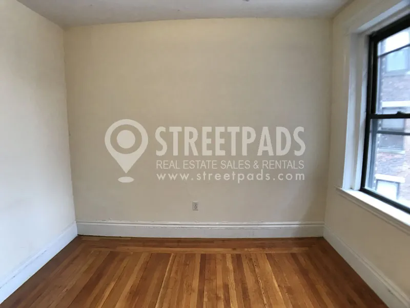 1 bed, 1 bath apartment for rent at 29 Park Dr Unit 12A, Fenway — photo 4 of 15