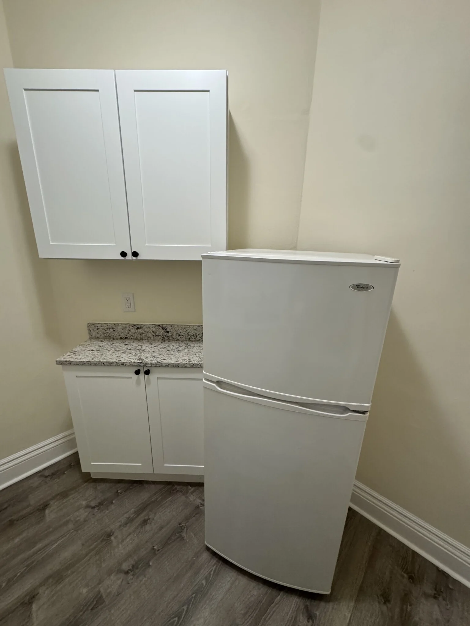 1 bed, 1 bath apartment for rent at 29 Park Dr Unit 14, Fenway — photo 6 of 9