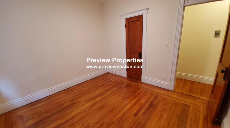 1 bed, 1 bath apartment for rent at 29 Park Dr Unit 17P, Fenway — photo 4 of 7