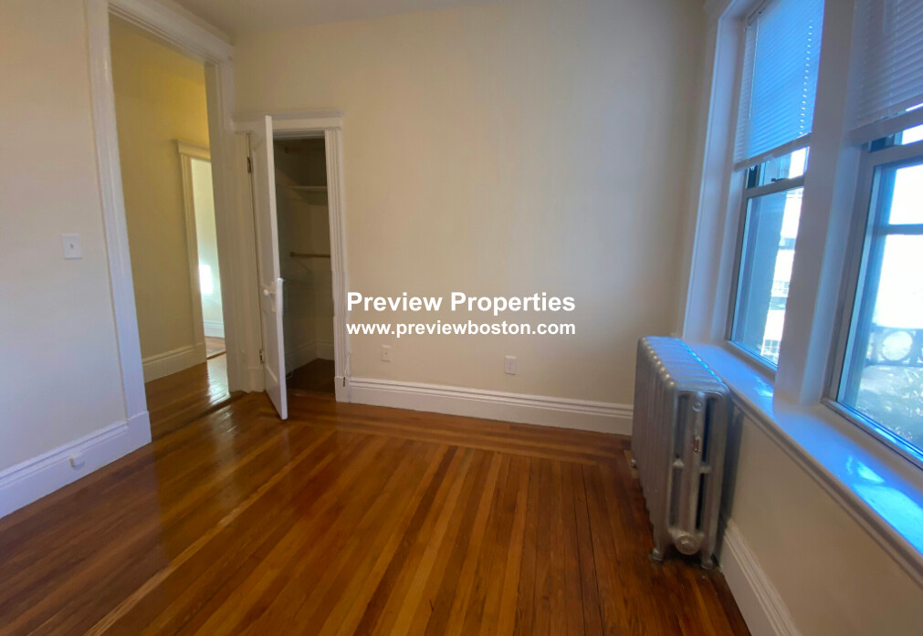 1 bed, 1 bath apartment for rent at 29 Park Dr Unit 24P, Fenway — photo 5 of 10