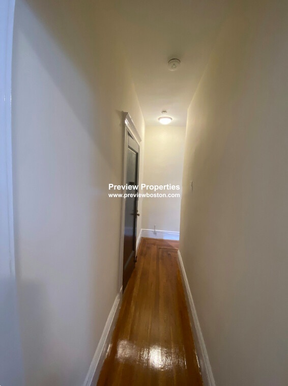 1 bed, 1 bath apartment for rent at 29 Park Dr Unit 24P, Fenway — photo 2 of 10
