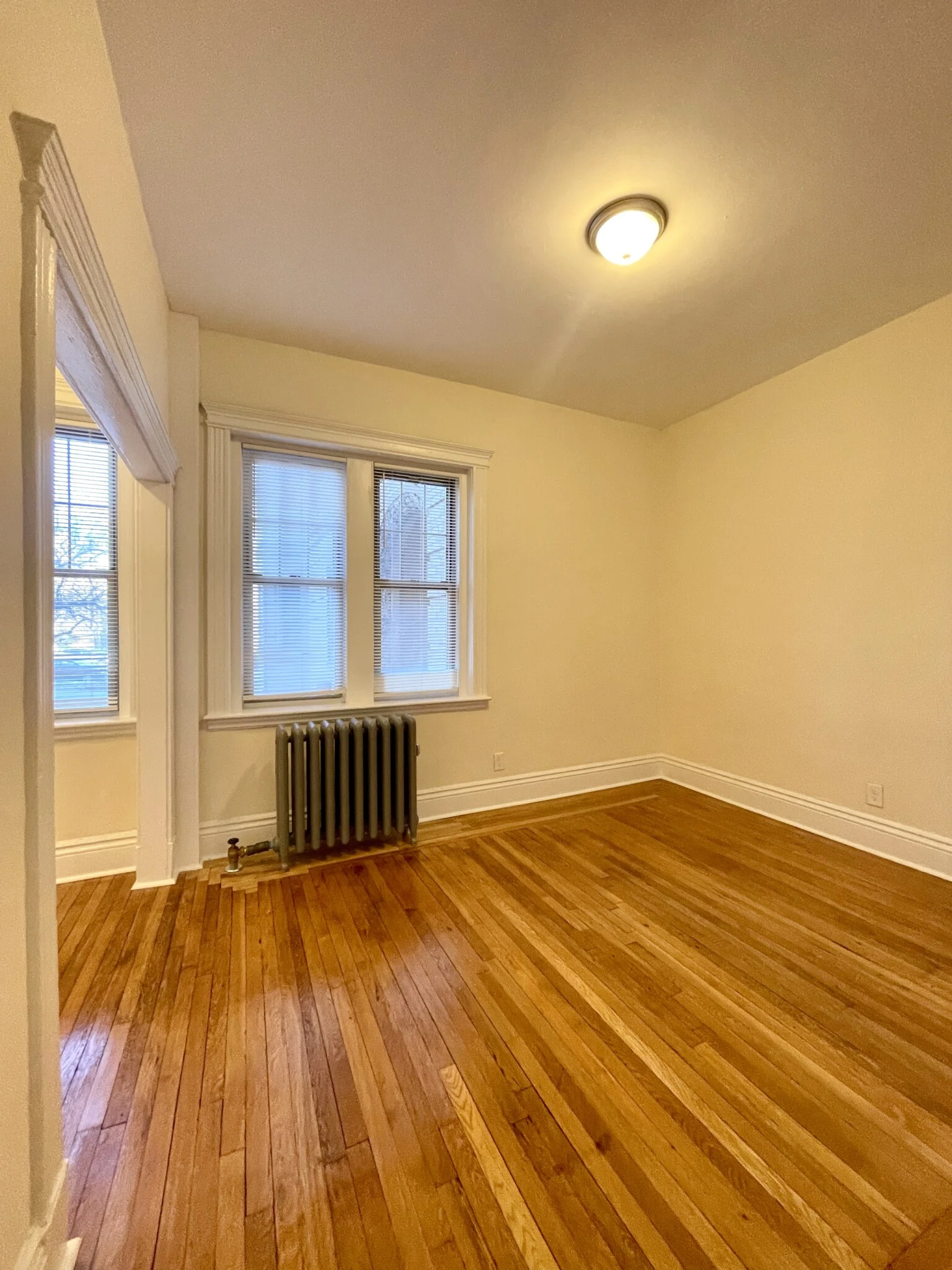 1 bed, 1 bath apartment for rent at 29 Park Dr Unit 4, Fenway — photo 3 of 11