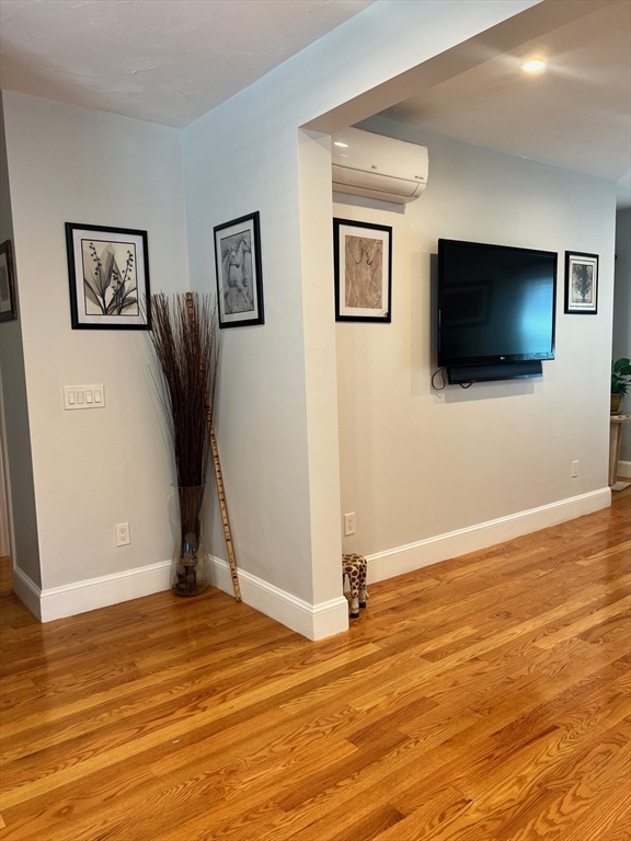 3 bed, 2 bath apartment for rent at 29 Peacevale Unit 2, Dorchester — photo 9 of 18