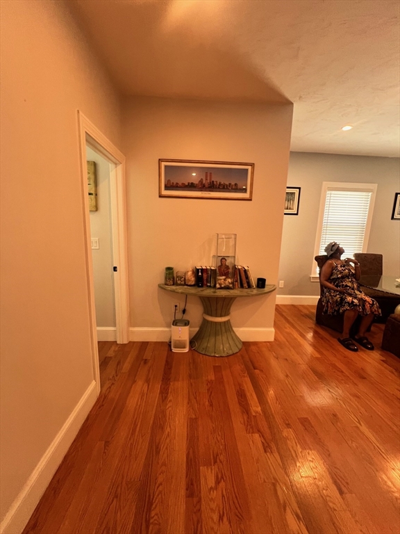 3 bed, 2 bath apartment for rent at 29 Peacevale Unit 2, Dorchester — photo 5 of 18