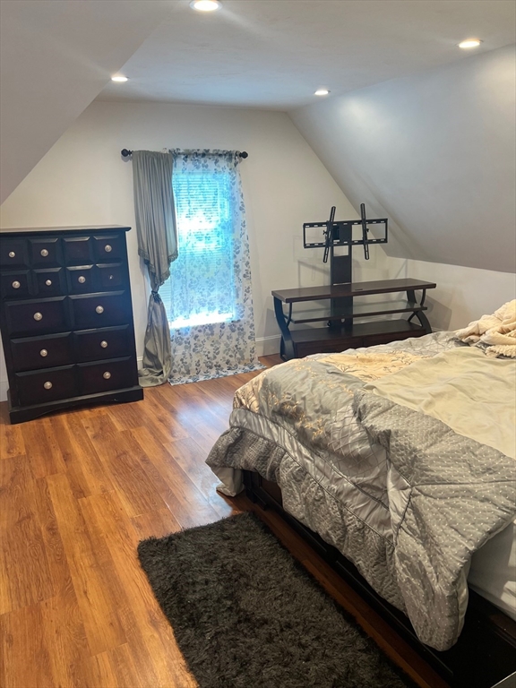 3 bed, 2 bath apartment for rent at 29 Peacevale Unit 2, Dorchester — photo 2 of 18