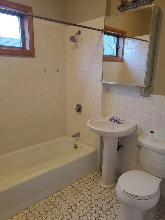 2 bed, 1 bath apartment for rent at 29 Pearl St Unit 2, Dorchester — photo 9 of 13