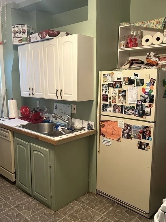 1 bed, 1 bath apartment for rent at 29 Philbrick St Unit 1, Roslindale — photo 2 of 10