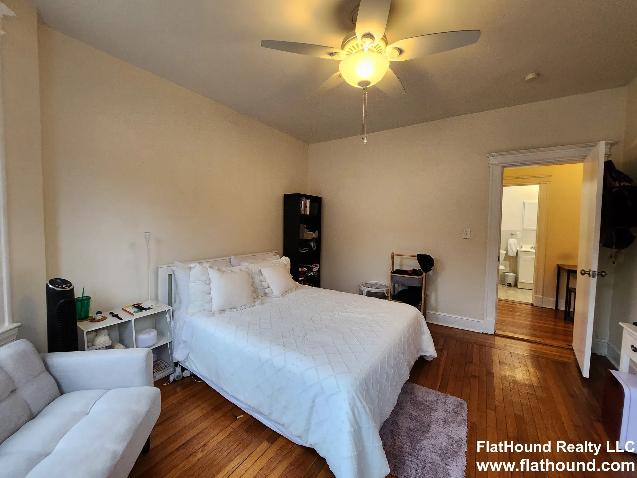 1 bed, 1 bath apartment for rent at 29 Queensberry St Unit 11, Fenway — photo 3 of 14