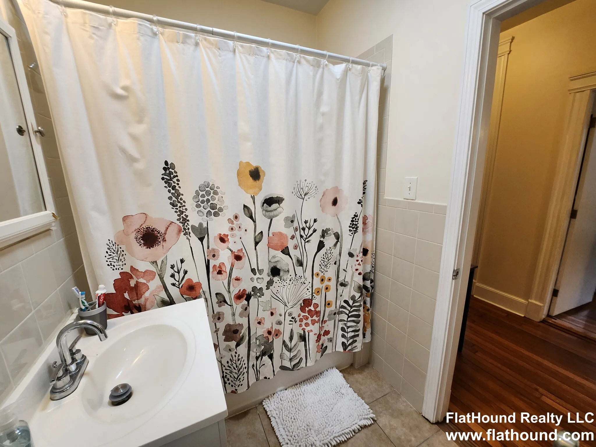 1 bed, 1 bath apartment for rent at 29 Queensberry St Unit 11, Fenway — photo 9 of 14