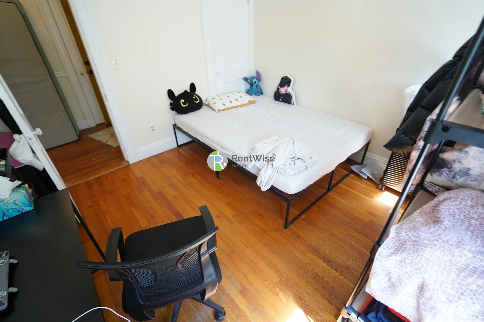 1 bed, 1 bath apartment for rent at 29 Queensberry St Unit 17, Fenway — photo 8 of 11