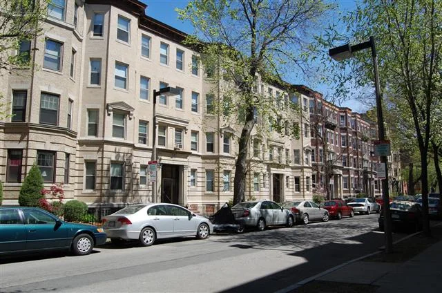 1 bed, 1 bath apartment for rent at 29 Queensberry St Unit 17, Fenway — photo 10 of 11