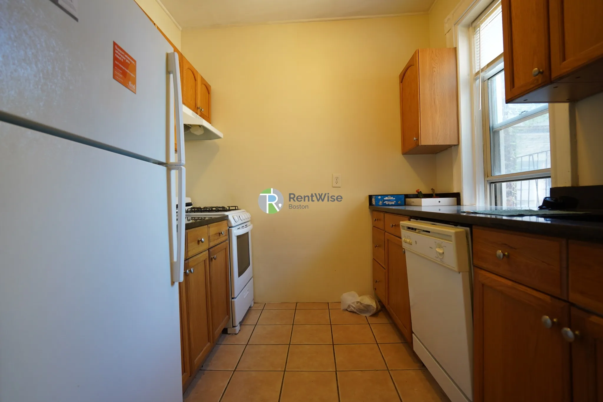1 bed, 1 bath apartment for rent at 29 Queensberry St Unit 17, Fenway — photo 4 of 11