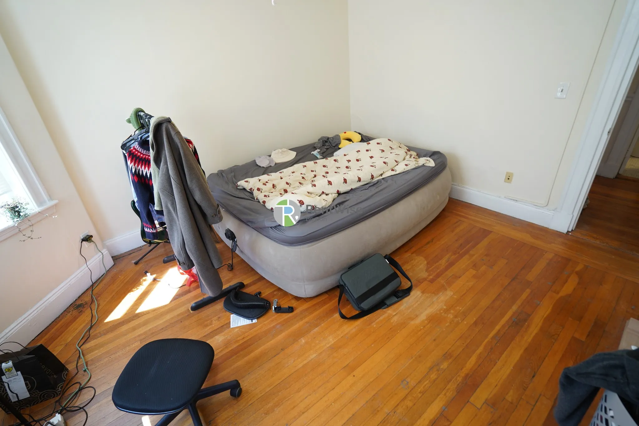 1 bed, 1 bath apartment for rent at 29 Queensberry St Unit 17, Fenway — photo 3 of 11