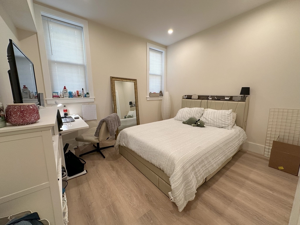 2 bed, 1 bath apartment for rent at 29 Queensberry St Unit 2A, Fenway — photo 4 of 6