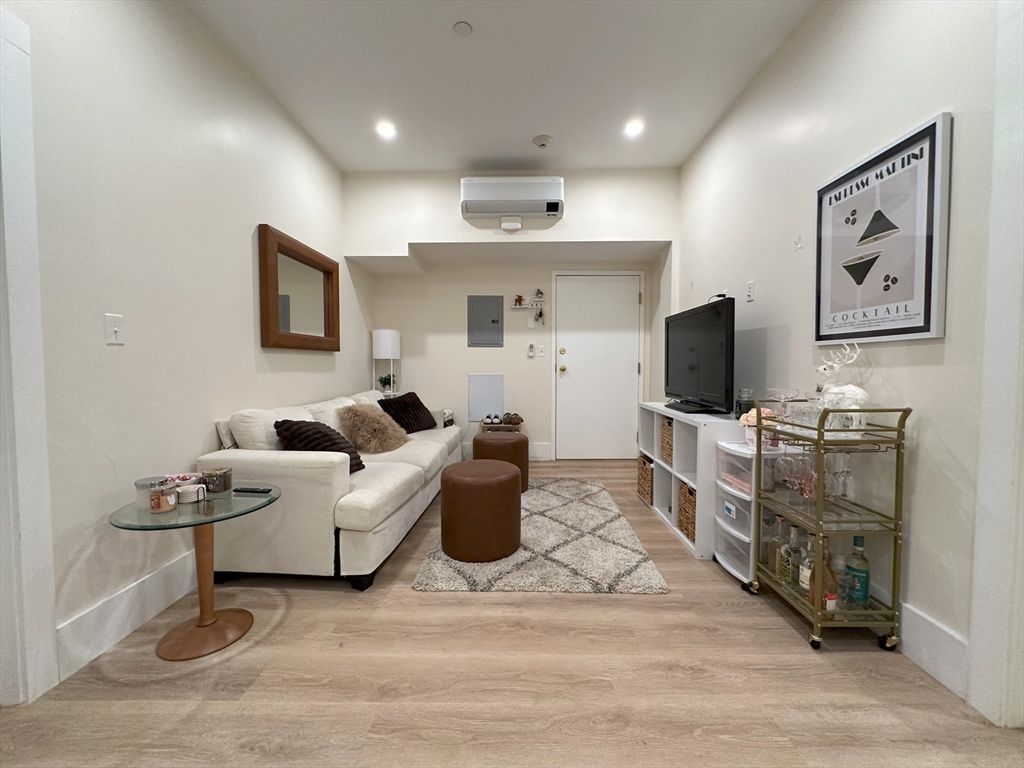 2 bed, 1 bath apartment for rent at 29 Queensberry St Unit 2A, Fenway — photo 2 of 6