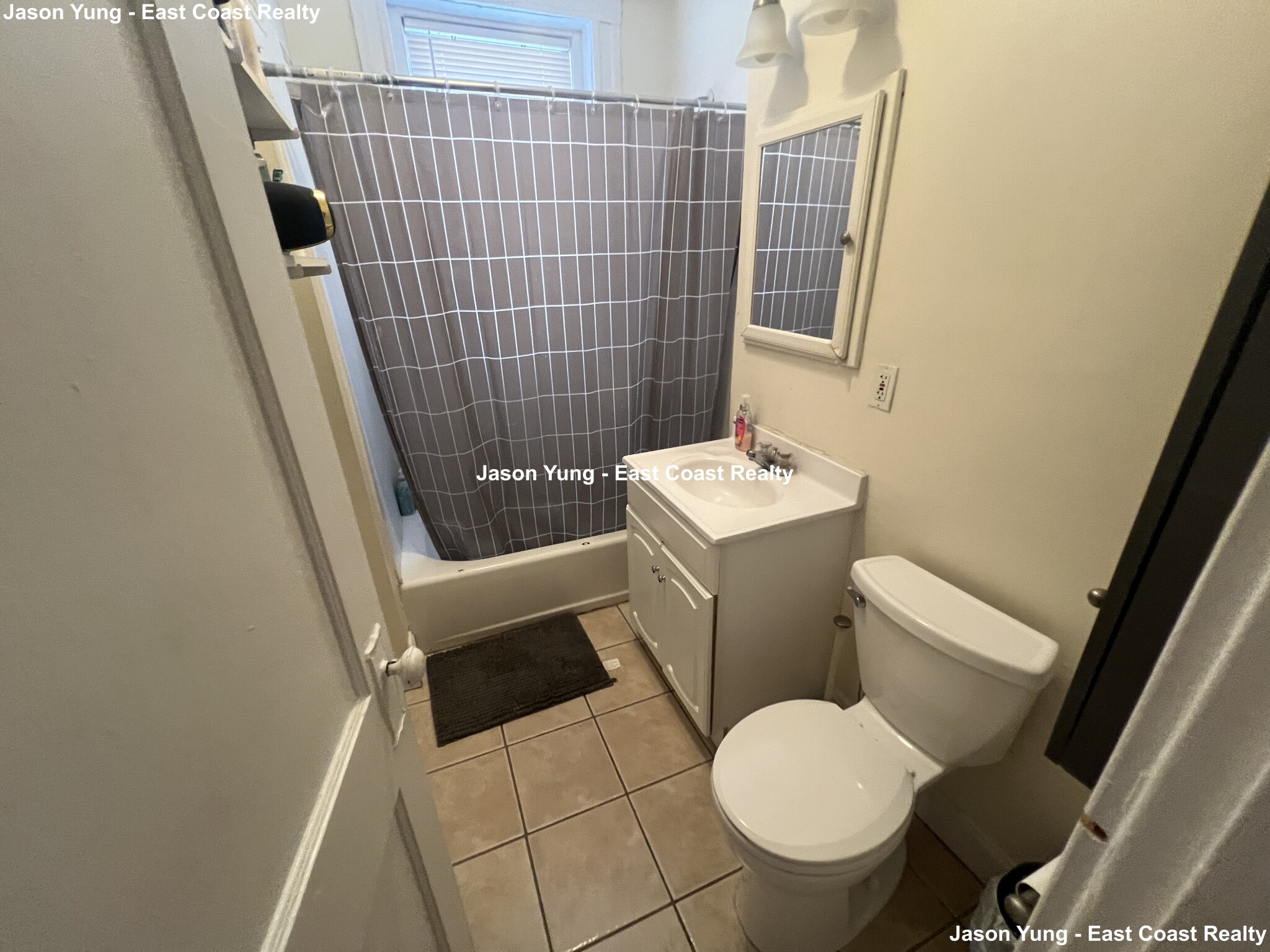 2 bed, 1 bath apartment for rent at 29 Queensberry St Unit 8, Fenway — photo 3 of 6