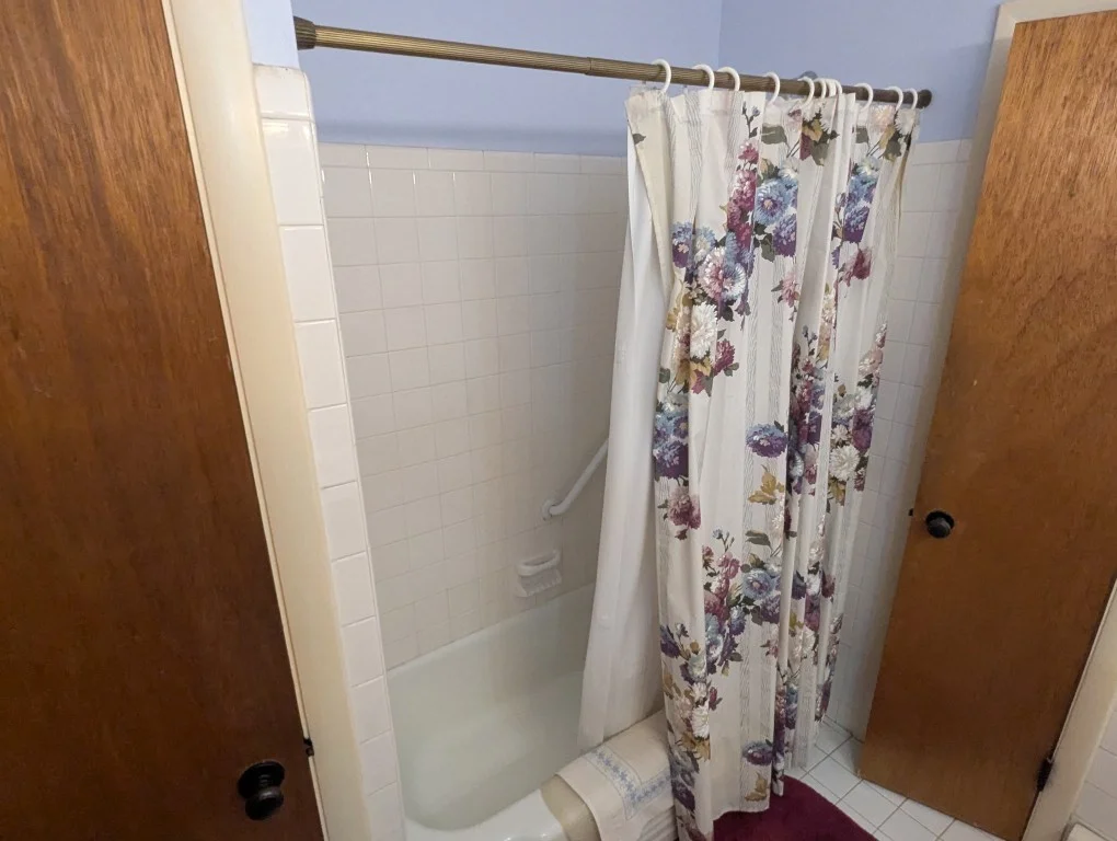 3 bed, 3 bath apartment for rent at 29 Ridgecrest Rd Unit N/A, Amherst — photo 16 of 38