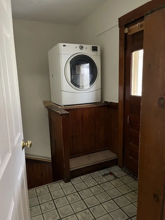 3 bed, 2 bath apartment for rent at 29 Ripley Rd Unit 0, Belmont — photo 10 of 29