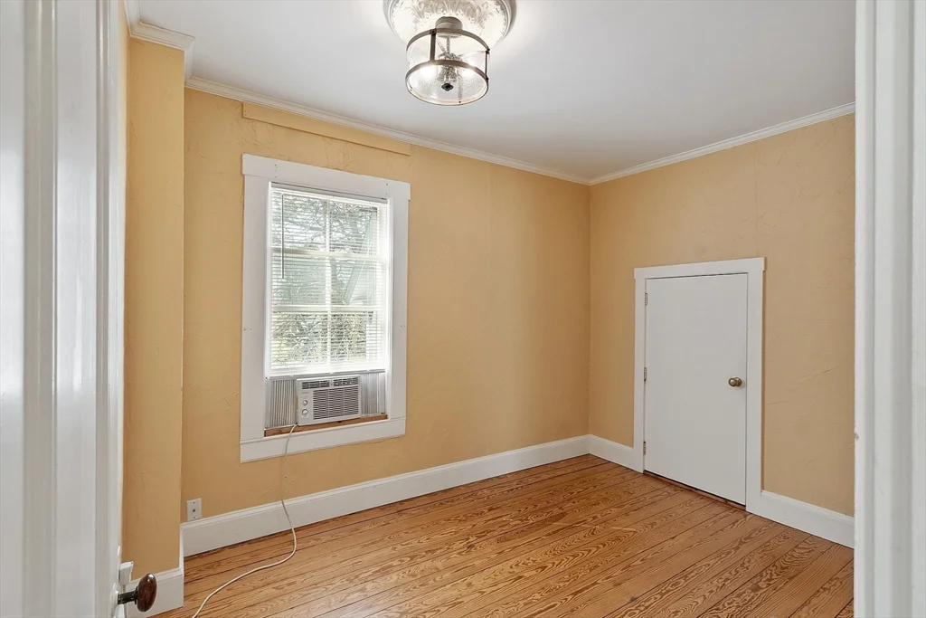 1 bed, 1 bath apartment for rent at 29 River Rd Unit 3, Pepperell — photo 14 of 18