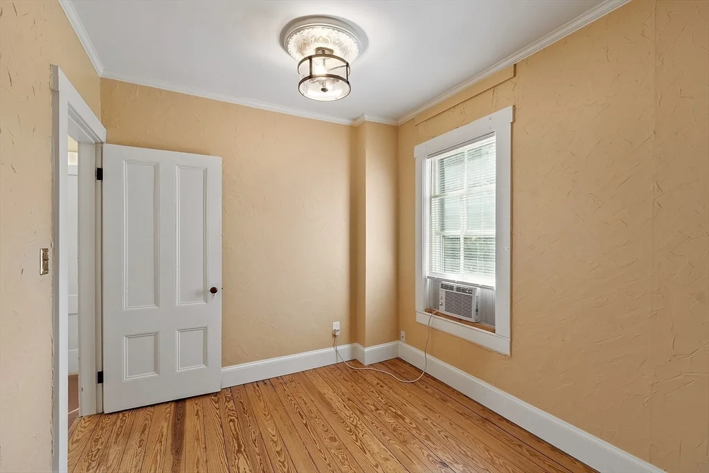 1 bed, 1 bath apartment for rent at 29 River Rd Unit 3, Pepperell — photo 12 of 18