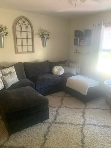 2 bed, 1 bath apartment for rent at 29 Roosevelt Ave Unit 2, Leominster — photo 5 of 10