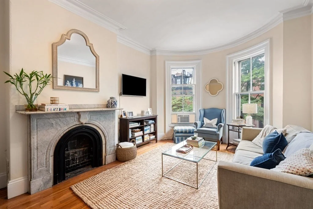 1 bed, 1 bath apartment for rent at 29 Rutland Sq Unit 2, South End