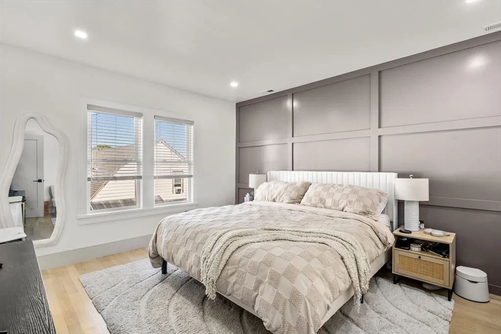 3 bed, 2 bath apartment for rent at 29 S Munroe Ter Unit PH, Dorchester — photo 16 of 39