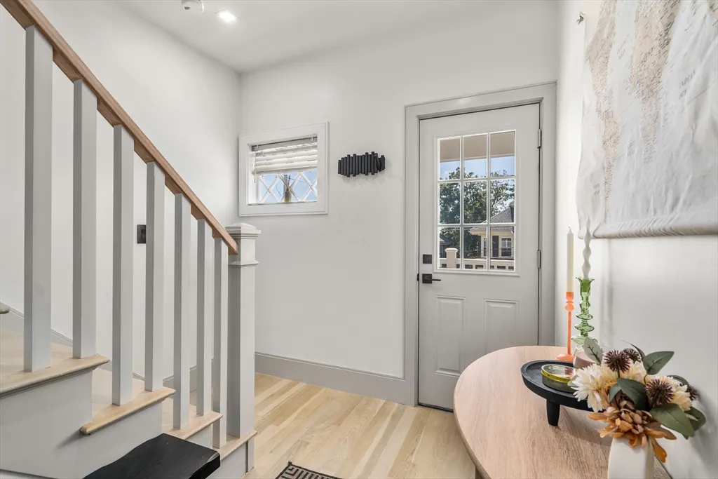 3 bed, 2 bath apartment for rent at 29 S Munroe Ter Unit PH, Dorchester — photo 8 of 39
