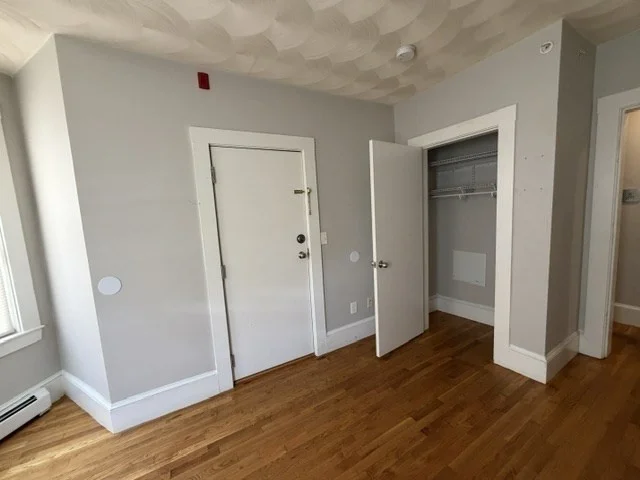 1 bed, 1 bath apartment for rent at 29 Sagamore Unit 1, Lynn — photo 5 of 7