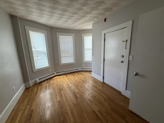 1 bed, 1 bath apartment for rent at 29 Sagamore Unit 1, Lynn