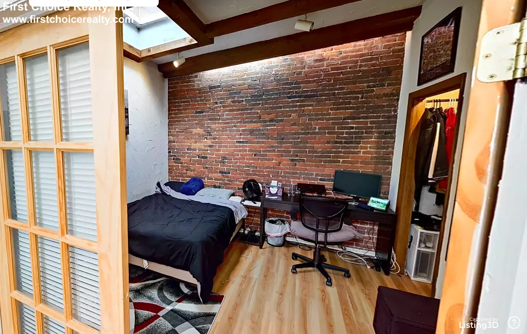 5 bed, 2 bath apartment for rent at 29 Saint Marys Ct Unit 1, Brookline — photo 5 of 13