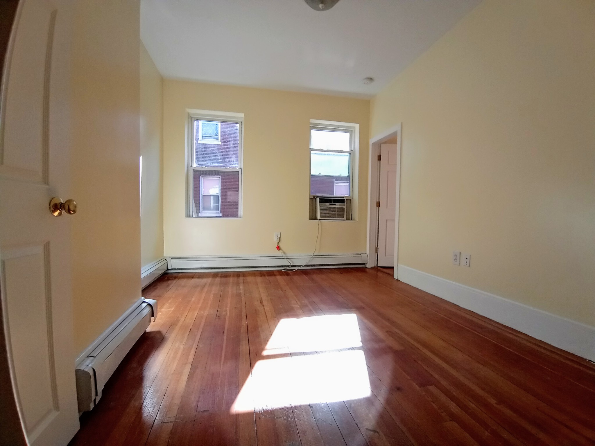 2 bed, 1 bath apartment for rent at 29 Sheafe St Unit 4, North End — photo 3 of 6
