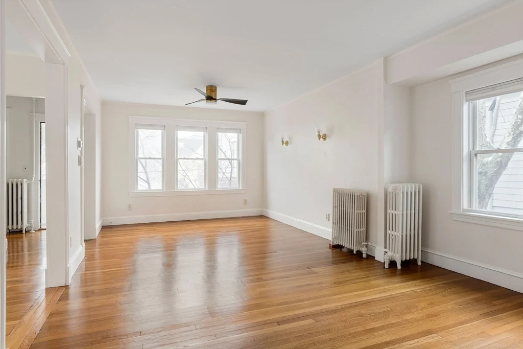 3 bed, 2 bath apartment for rent at 29 Sherman St Unit 2, Neighborhood Nine — photo 2 of 25