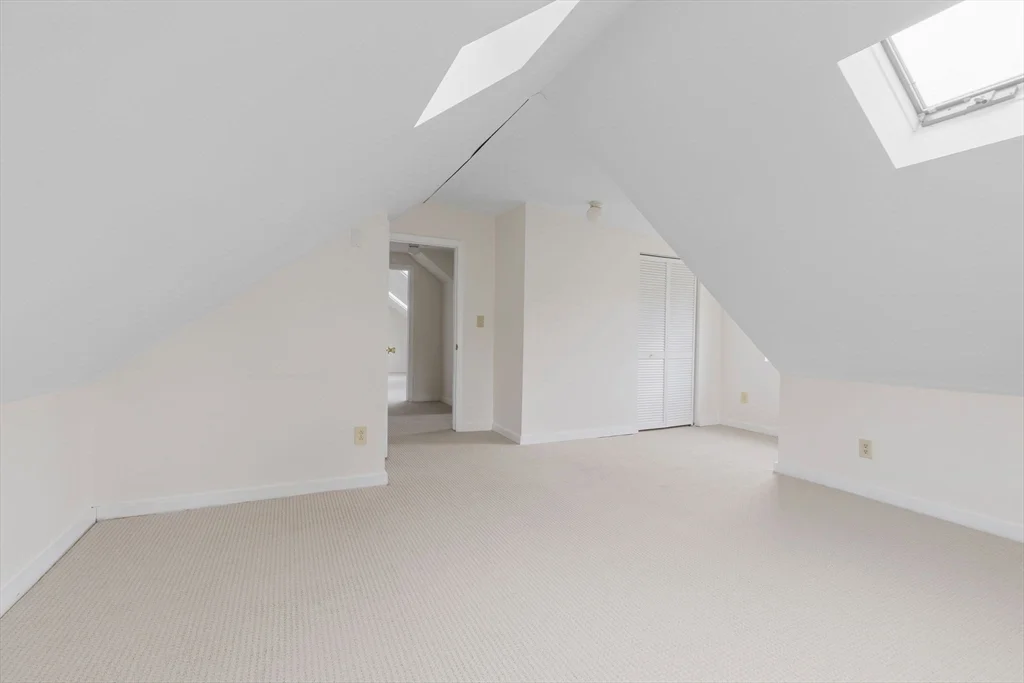 3 bed, 2 bath apartment for rent at 29 Sherman St Unit 2, Neighborhood Nine — photo 17 of 25